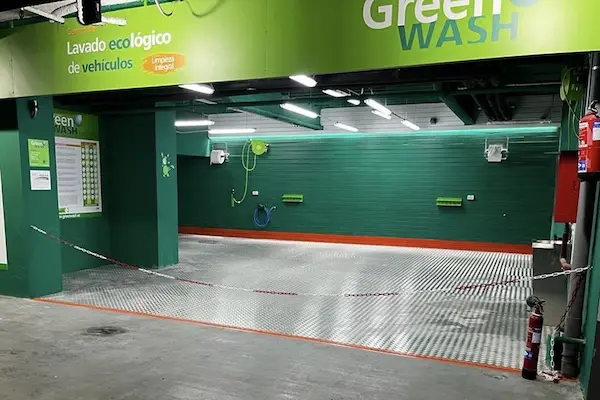 Centro de lavado ecológico en centro comercial